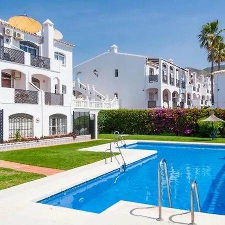 Verano Azul 63 * نيرخا